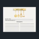 Guld Utensils-Möhippans mottagarkort Vykort<br><div class="desc">Modern Möhippa Kitchen Utensils Recipe Cards med en faux-guld-platta fläckig sked, spatula, whisk & masher med en vattenfärgsbanderoll i snyggt som visar texten "recept" på vit bakgrund. Framsidan av vårt recept-kort ger utrymme för en receptitel, från köket och ingrediensutrymme. Vänd receptkortet om du vill visa riktningar, förinställningstid och total tid....</div>