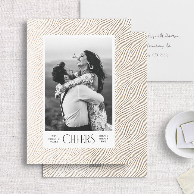 Guld Vågigt Linjer Etched Gräns Elegant nytt år Julkort (Skapare uppladdad)