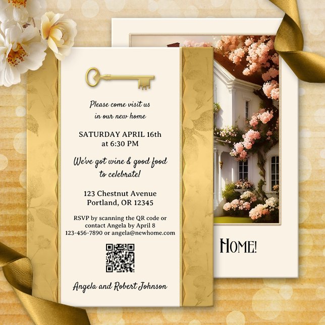 Guld Victorian Ditt fotohus, uppvärmning Inbjudningar (Housewarming party invitation featuring a photo of your new home framed by an ivory design with gold)