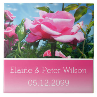 Guldblommor från rosa ros, bröllop-årsdagen kakelplatta