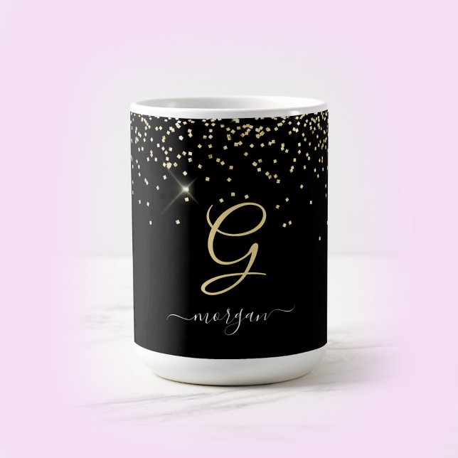 Guldglitter & monogram vitt skriptnamn på svart kaffemugg (Skapare uppladdad)