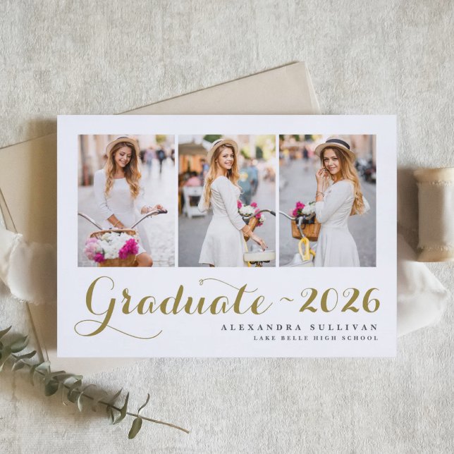 Guldklass 2026 Foto Collage Examen Inbjudningar (Customizable photo collage graduation invitation featuring modern calligraphy. )