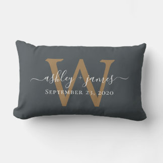 Guldmonogram Bröllopsdatum Off-Black Lumbarkudde