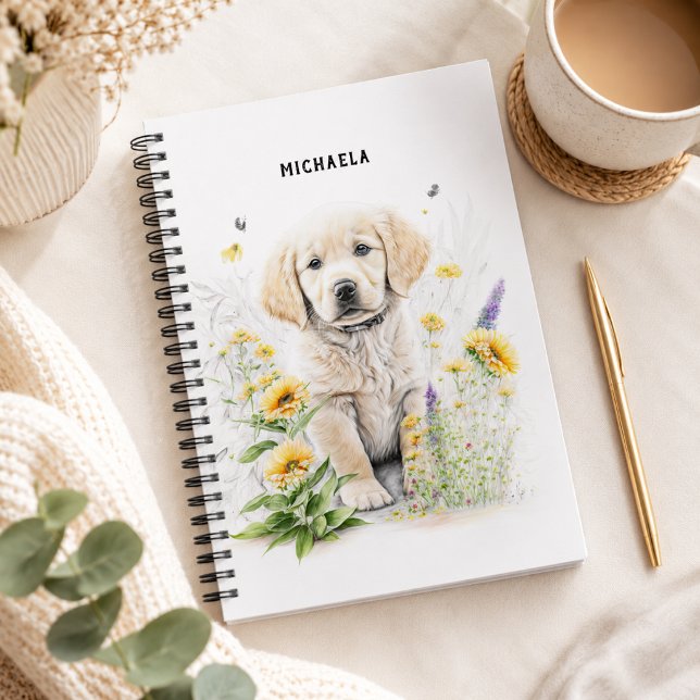 Guldpäls retriever valp Blommig monogram namn Anteckningsbok (Add name to customize, matching items available)