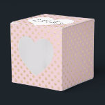 Guldpunkter på rosafärgad bakgrund presentaskar<br><div class="desc">Vitt hjärta med nygifta namn på rosafärgad och glitterguld prickmönster.</div>