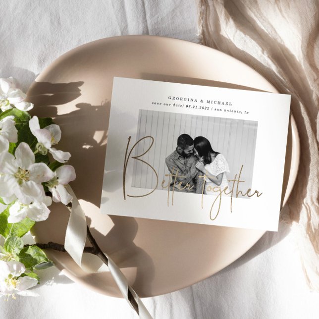 Guldskrift Ett Foto Spara Datum Förlovning Vykort (Skapare uppladdad)