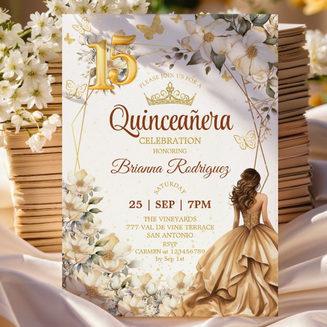 Guldtiara Blommig Beige Quinceañera  Inbjudningar (Skapare uppladdad)