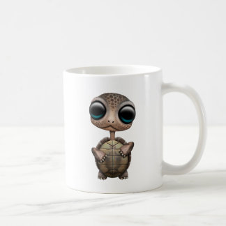 Gullig babysköldpadda kaffemugg