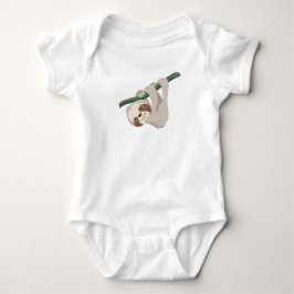 Gullig babySloth på en gren Tee Shirt
