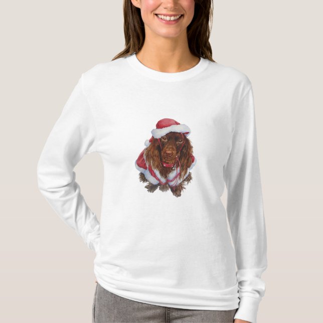 Gullig brun spaniel i den julsanta dräkten tee (Framsida)