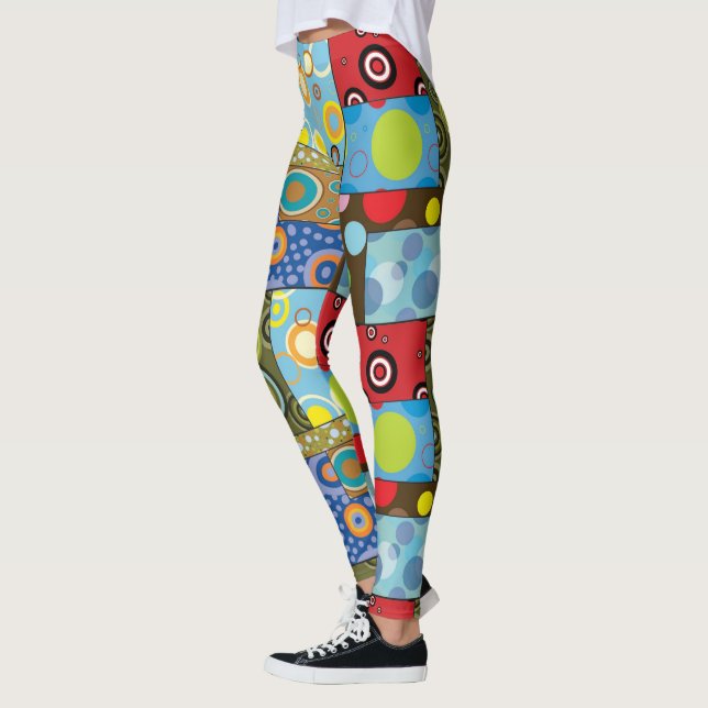 Gullig damaskerYoga flåsar genomkörarebyxorPOLKA Leggings (Vänster)
