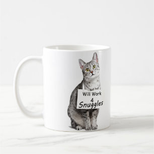Gullig egyptisk Mau kattadvertizing för Snuggles Kaffemugg