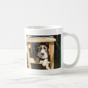 Gullig engelsk tjurTerriervalp Kaffemugg