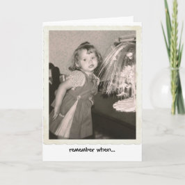 gullig flicka för 60-tal lite i klänning kort