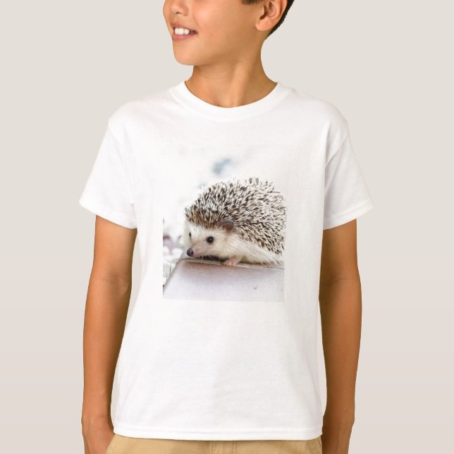 gullig förtjusande bebisigelkott t shirt (Framsida)