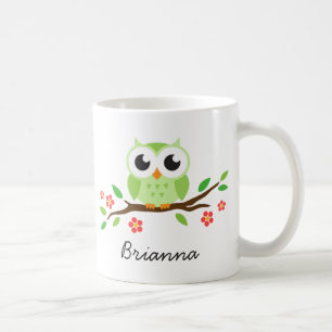 Gullig grön uggla på blom- grenpersonlignamn kaffemugg