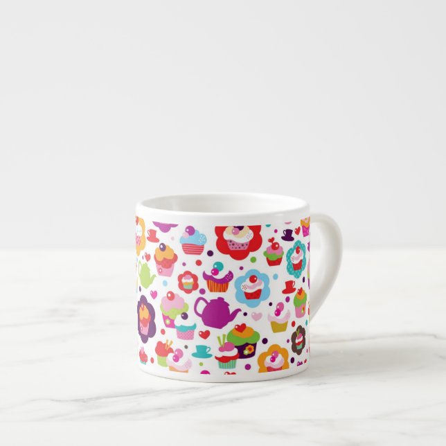 Gullig kopptårta och teakruka espressomugg (Framsida höger)