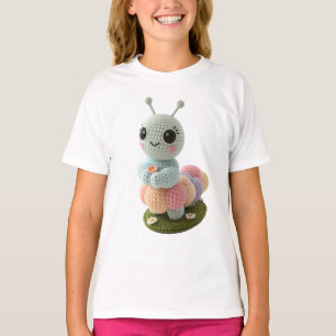 Gullig Larv En Whimsisk Virkad Vän T-Shirt