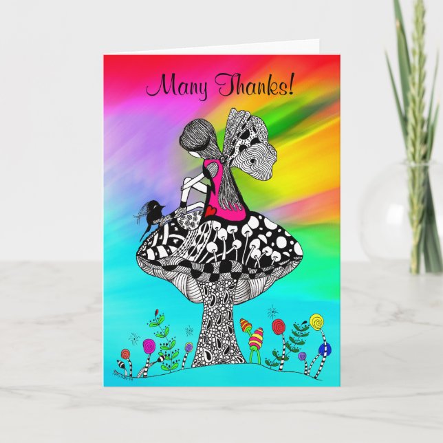 Gullig liten flicka och ett fågelhälsningkort tack kort (Framsida)