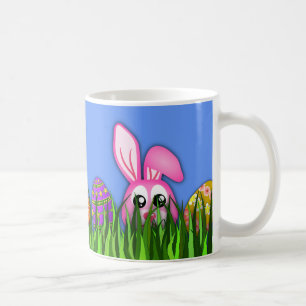 Gullig påskhare och ägg i gräsklassikermuggar kaffemugg