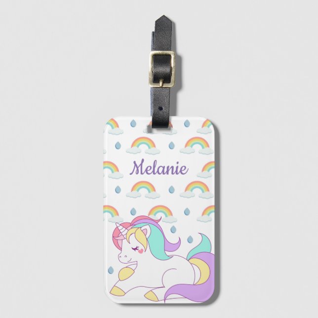 Gullig personifierade Unicorn och regnbågar Bagagebricka (Framsida vertikal)
