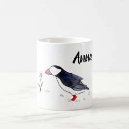 Gullig Puffinillustration med anpassadenamn Kaffemugg
