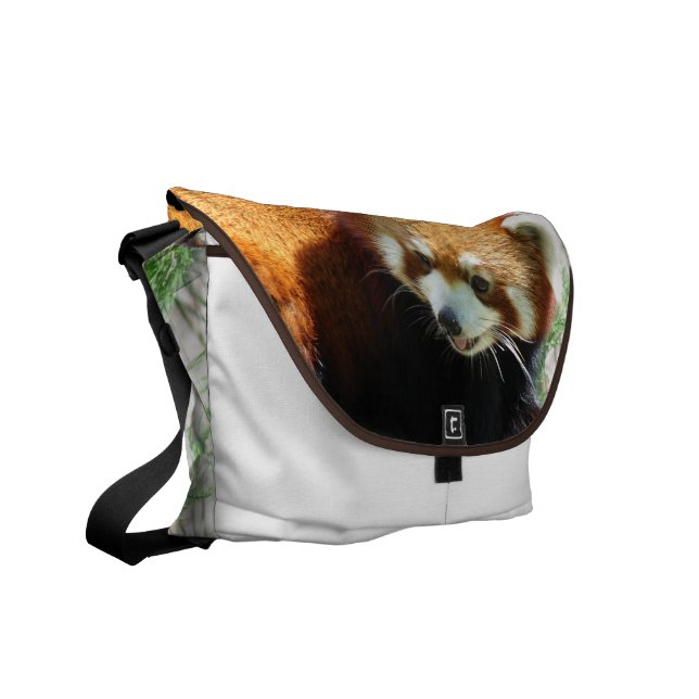 Gullig röd Pandabjörnmessenger bag Kurir Väska (Vänstra Framsidan)