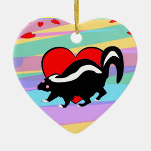 Gullig Skunkhjärta. Lycklig Anti-Valentines dag! Julgransprydnad Keramik