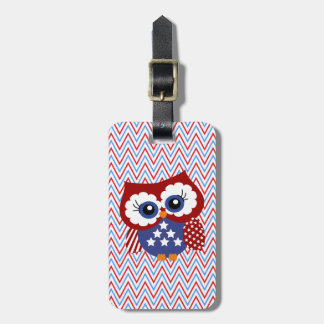 Gullig sparresicksack och patriotisk bagagebricka
