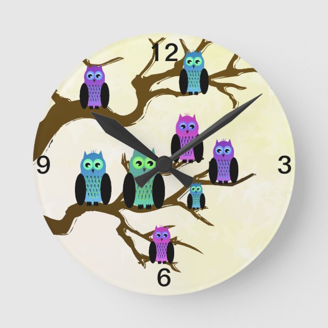 Gulliga ljusa ugglor rund klocka (Framsida)