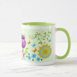 Gulliga sommarugglor, blommor och mugg
