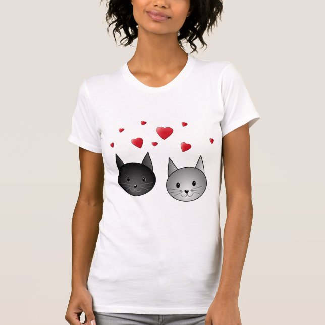 Gulliga svart och gråa katter, med Hearts. T Shirt (Framsida)