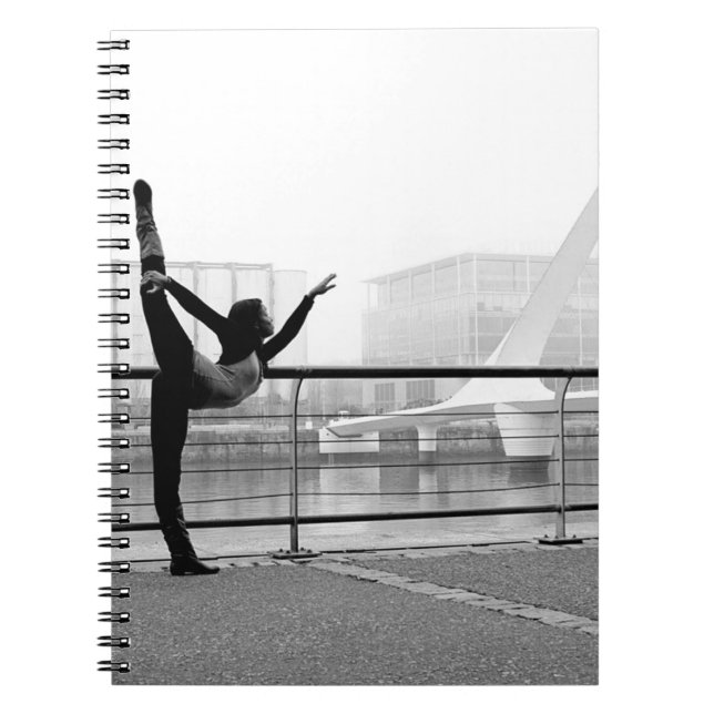 Gulligt Anteckningsbok Med Spiral (Framsidan)