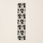 Gulligt kort Haired svart- och solbrännataxmönster Sjal<br><div class="desc">Denna stilfulla chiffonscarf är en roligt som är åtfölja för någon säsong. Grå färgscarfen med svart och solbrännan slätar det bestrukna taxmönster. Gör en perfekt gåva för wiener att förfölja mammor. Kontrollera ut Jenns klottervärlden för mer themed tillbehör och gåvor för hund aveln.</div>