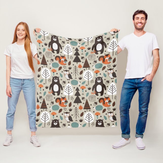 Gulligt mönster för höstskogsmarkdjur fleecefilt (På plats)