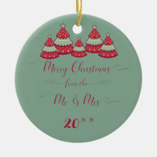 Gulligt smyckar vår första jul tillsammans julgransprydnad keramik