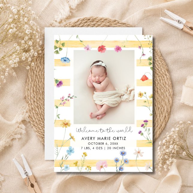 Gulrandig Blommig Foto Födelseannons (Yellow Stripe Floral Photo Birth Announcement)