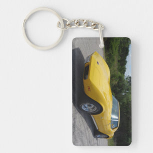 Gult 1973 Korvette Stingray-nyckelkedja