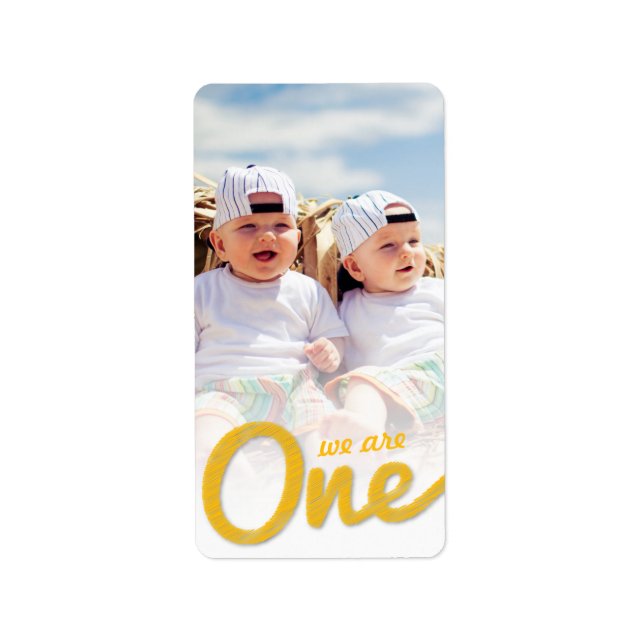 Gult Big Sketch 1 Twillingar Kid 1:a födelsedagsfo Adressetikett (Framsidan)