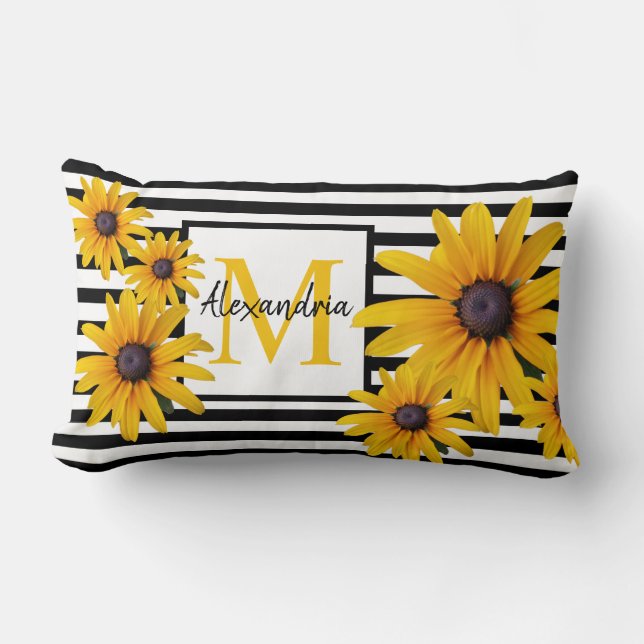 Gult BlackEyed Susan Photo Monogram Black Rand Lumbarkudde (Framsida)