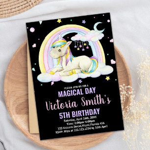 Gult Blommigt Black Unicorn Birthday-inbjudningar Inbjudningar