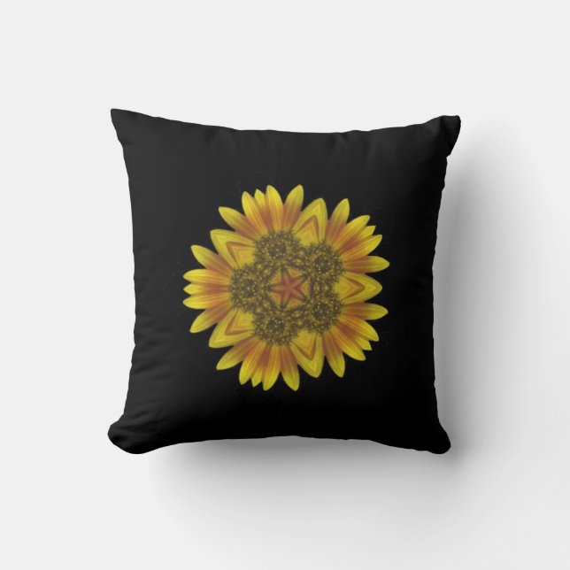 Gult Blommigt Kaleidoscope Cushion Kudde (Framsida)