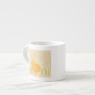Gult Bunny och Grönt Grass av Chariklia Zarris Espressomugg