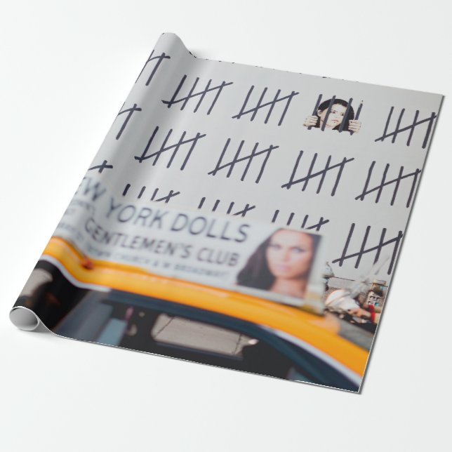 GULT CAB FRAMÅT FÖR VITT PÄRKT VÄLL PRESENTPAPPER (Utrullad)
