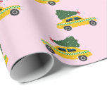 Gult Cab Taxi Fir Träd Mönster Rosa Christmasr Presentpapper<br><div class="desc">En Gult stadshytt kör hem till jul,  med ett Julgran,  dekorerat med en röd Julafton-båge. En trevlig julklapp till en taxichaufför,  en taxi-chaufför. Julafton Gult  cab snö,  vinterkantig illustration för alla förarhytter.</div>