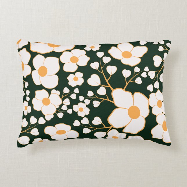 Gult Centrerade vitblommor och Gröntens bakgrund Prydnadskudde (Framsidan)