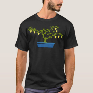 Gult Chili Bonsai i Blue Bonsai Pot T Shirt