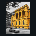 Gult City Bygger minimalistisk fotografi Poster<br><div class="desc">Fånga ditt utrymme med den här slående Gult City Bygger minimalistisk Art. Vibrant-gult mot en svart och vit bakgrund skapar en modern kontaktpunkt för kreativet. Perfekt för contemporaryns dekorfärg.</div>