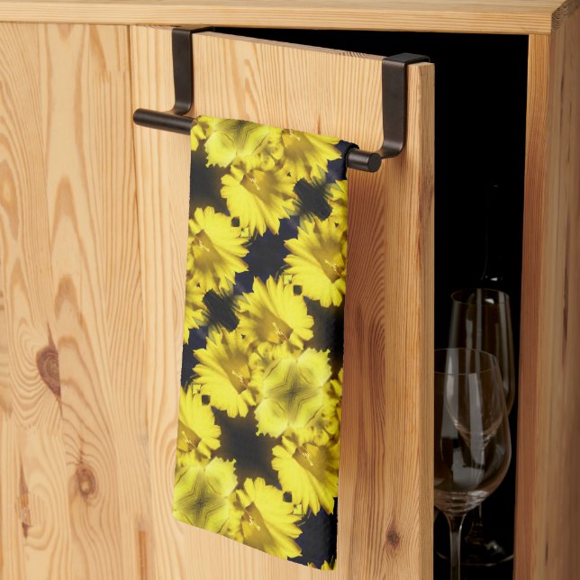 Gult Daffodil Center Abstrakt Blommigt Kökshandduk (Thirds Fold)