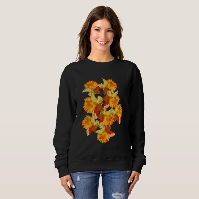 Gult Daffodil Flowers Tfärgade T Shirt (Hel framsida)
